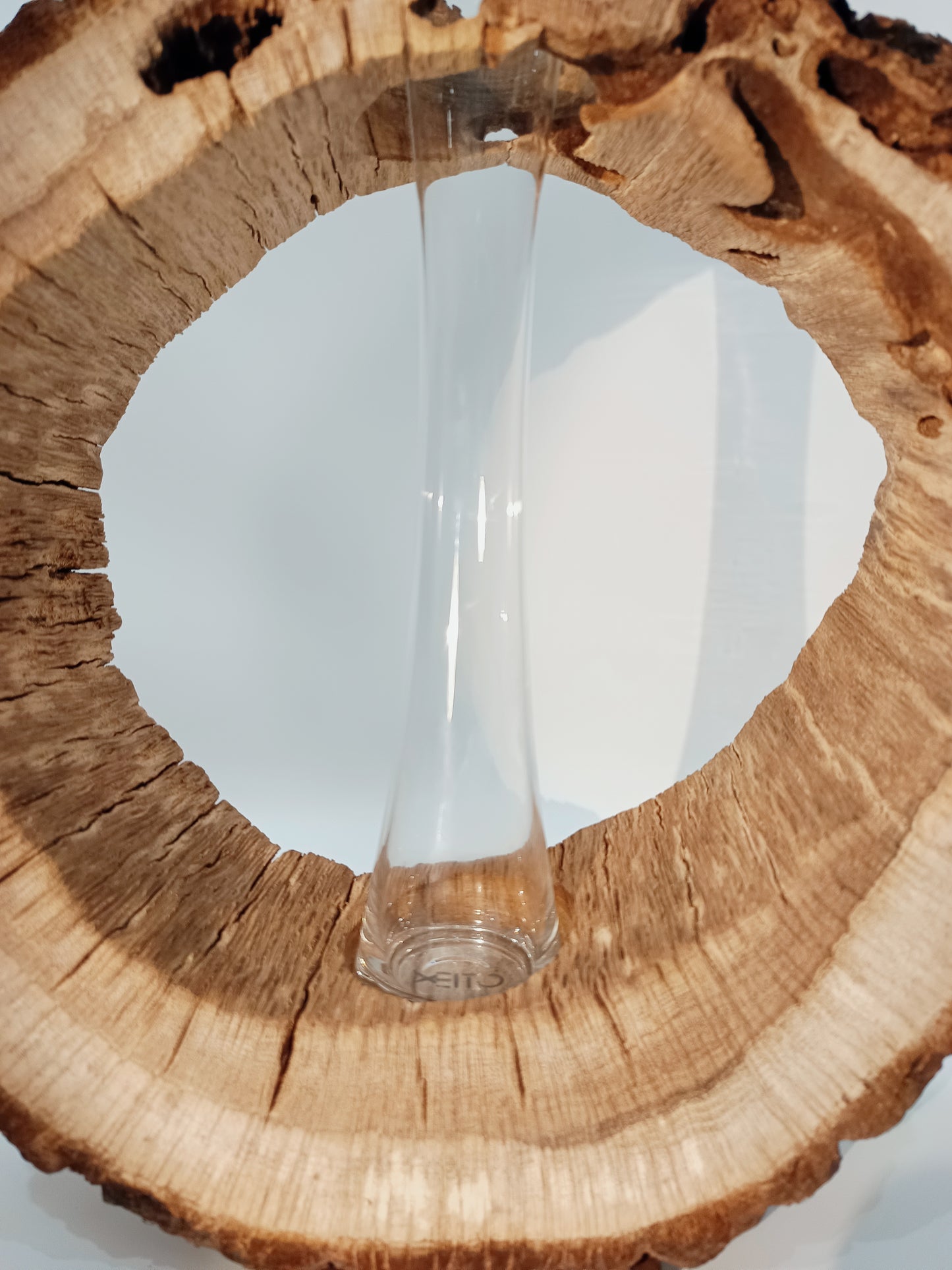 Jarrón madera de roble y vidrio