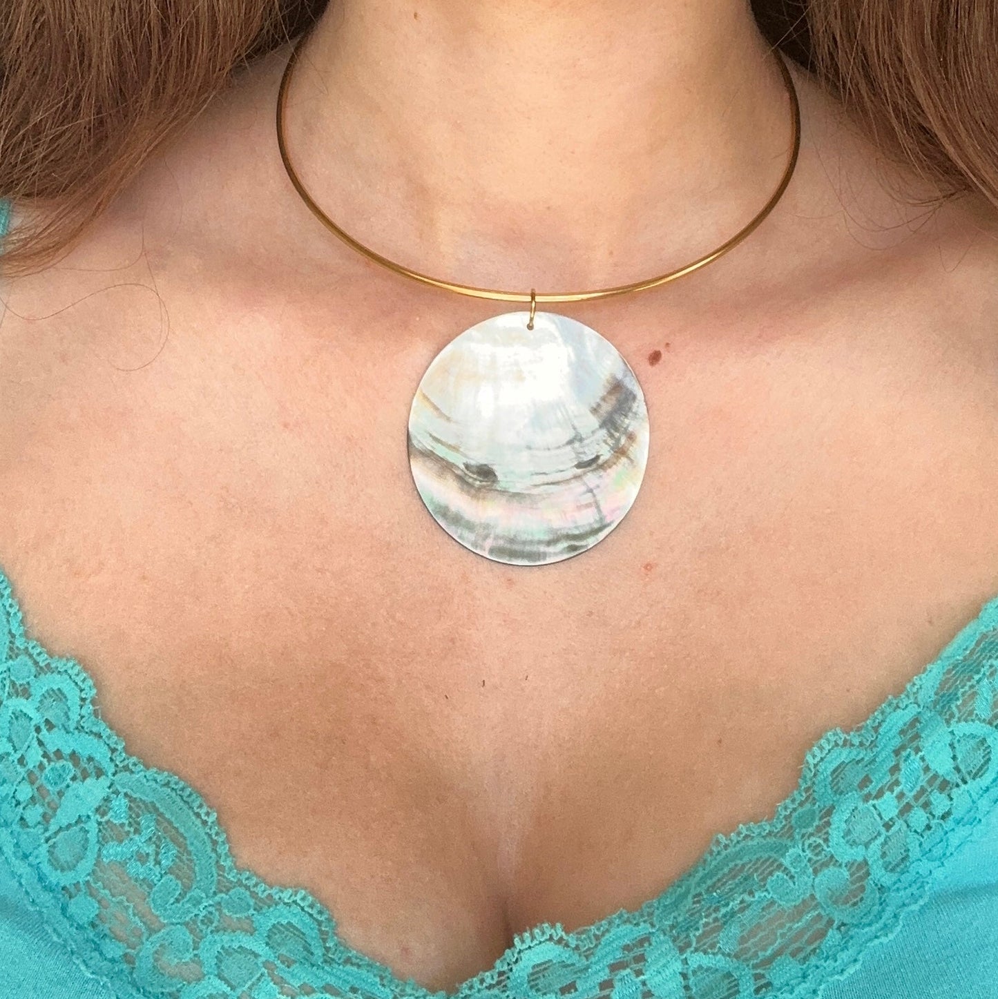 Collar nácar Arela