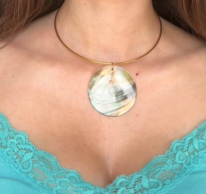 Collar nácar Arela