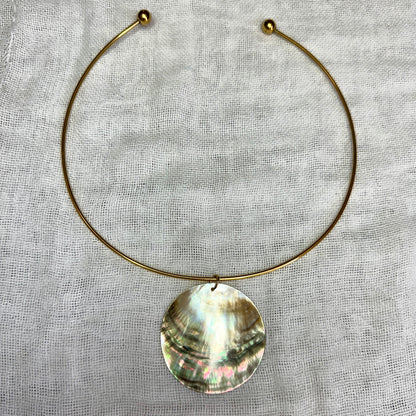 Collar nácar Arela